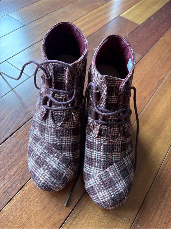 Toms Shoes - Toms Plaid Wedge Boots in Burgundy and Brown